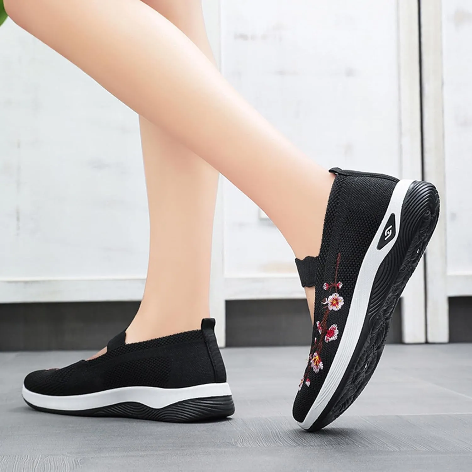 Orthopedic Shoes for Women Fashion Floral Embroidery Walking Shoes Arch Support Mesh Breathable Arch Support Slip-On Light Air Cushion Orthopedic Sneakers Diabetic Shoe